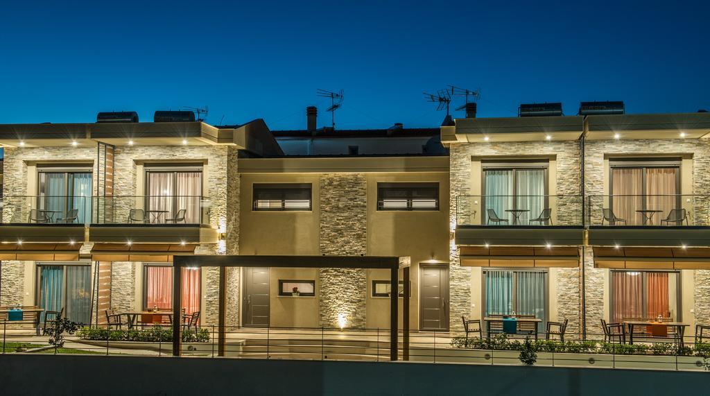 Paradise Maisonettes نيوس مارماراس المظهر الخارجي الصورة