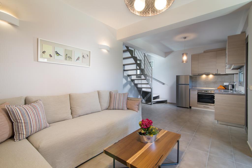 Paradise Maisonettes نيوس مارماراس المظهر الخارجي الصورة